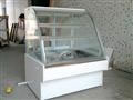 Vitrina refrigeradas para pasteles con cristal curvado
